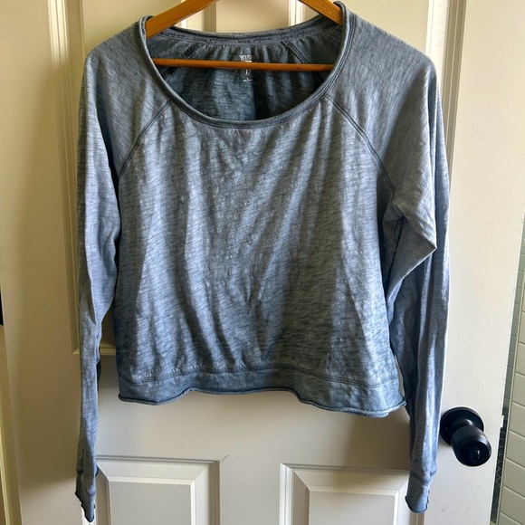 EUC Kensie Performance 100% cotton size “
L scoop neck tee. Grey green heather - Picture 1 of 11